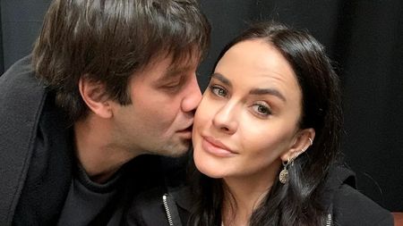 Dosarul DNA în care un important politician din România e cercetat pentru luare de mită explodează! Numele lui Cristi Chivu şi al soției sale Adelina Chivu, precum şi cele ale lui Victor Ioniță şi al Federației de Tenis apar în tranzacțiile cercetate de procurori