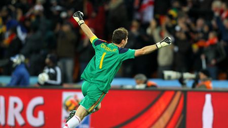 Legendar! Casillas a doborât un nou record pentru Spania!