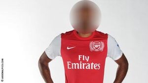 GAFĂ‚ incredibilă făcută de cei de la Arsenal!** Site-ul oficial a publicat o poză cu ultimul transfer al "tunarilor" FOTO