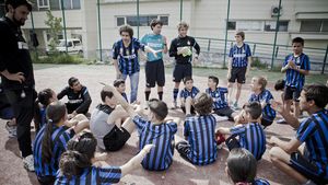 12 ani de Inter Campus în România!** "Orfanii erau EXCLUȘI de societate, acum sunt căutați și acceptați!" Video: proiectul interist