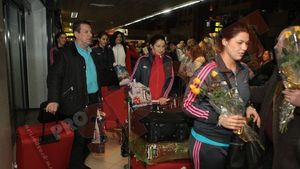 FOTO Naționala de handbal a revenit în țară!**  Primele explicații oferite de Voina: "Trebuie pus degetul pe rană"