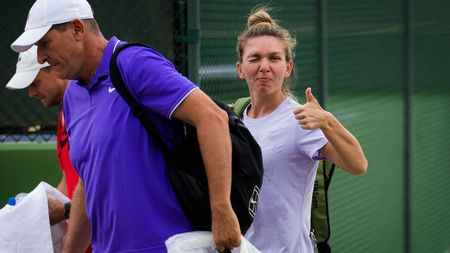 Surpriză la finalul unui antrenament efectuat de Simona Halep în timpul suspendării! Cu ce fotbalist s-a întâlnit campioana tenisului | FOTO