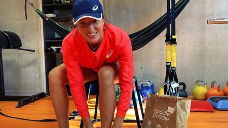 Cine este Iga Swiatek, adversara Simonei Halep din optimile de finală de la Roland Garros