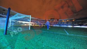 FOTO: Pandurii s-au antrenat în beznă în Portugalia. Nocturna a picat la ședința oficială de pregătire