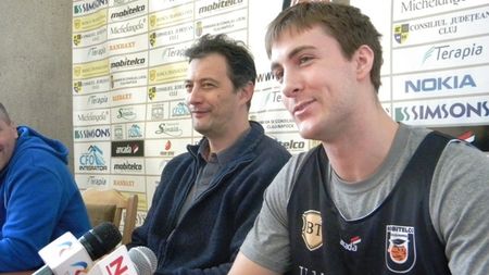 Tyler Morris prezentat la "U", David Lawrence în stand-by