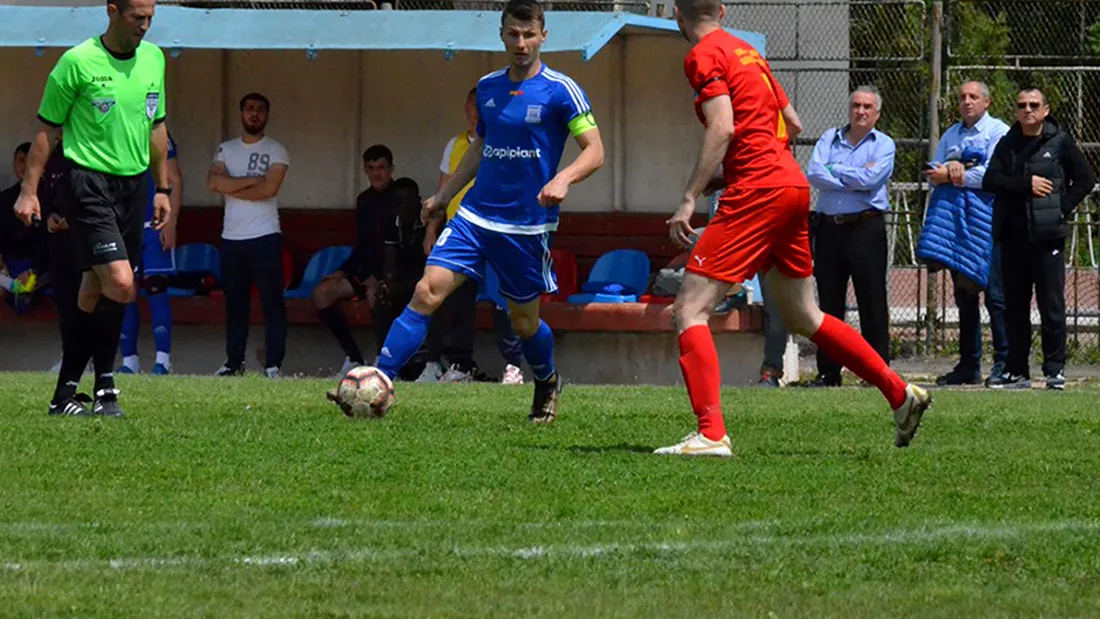 Finalista Cupei României din 1976 încearcă o nouă ascensiune în Liga 3.** Anul trecut a dat greș cu echipa lui Bănel Nicoliță, acum vrea să învingă campioana Buzăului