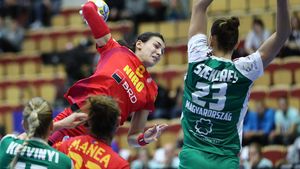 Ministrul Marius Dunca despre revenirea Cristinei Neagu în handbalul românesc: "Ar trebui să ne mândrim cu lucrul acesta, nu să ne intereseze ce salariu are. Căutăm motive, de ce nu!" Ce se mai aude cu Polivalenta?