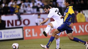 Revenire de senzație pentru "galacticii" lui Mourinho! VIDEO** Vezi bijuteriile lui Higuain și Xabi Alonso