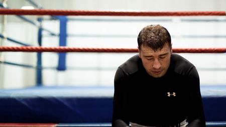 "Dacă vrea să luptăm murdar, vom lupta murdar". Sfaturi șocante primite de Lucian Bute de la antrenorul său înainte de lupta cu DeGale: dacă britanicul dă un cot, asta faci "în mijlocul ringului, când arbitrul este cu spatele"