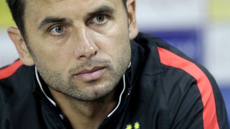 FOTO | Status ciudat pe WhatsApp-ul lui Nicolae Dică! "Pentru toate cu*vele, jocul s-a terminat. Semnat: soția!". Reacția antrenorului FCSB