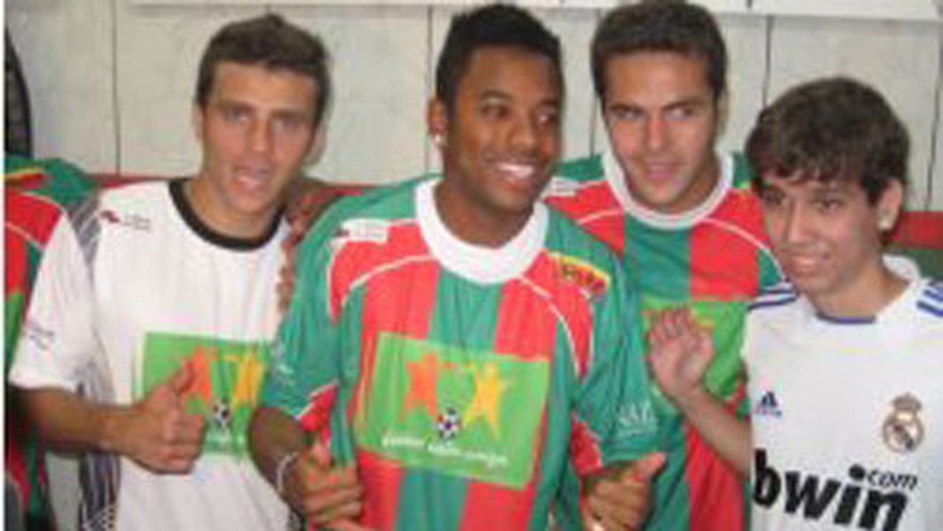 Motive de bucurie pentru Steaua! Moraes e într-o formă de zile mari!** A dat 3 goluri într-un amical împotriva echipei amicului Robinho