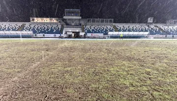 Se joacă pe noroi în Copou! Poli Iași a încercat, fără succes, mutarea meciului cu CSM Olimpia pe un alt stadion, după ce naționala de rugby a României i-a făcut praf gazonul