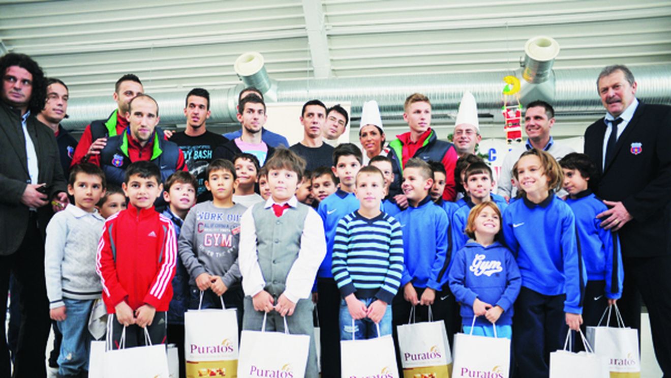 Daruri de la steliști pentru... steliști