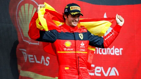 Ce spectacol în Marele Premiu de F1 al Marii Britanii! Carlos Sainz jr. obține prima victorie din carieră la finalul unei curse pline de incidente