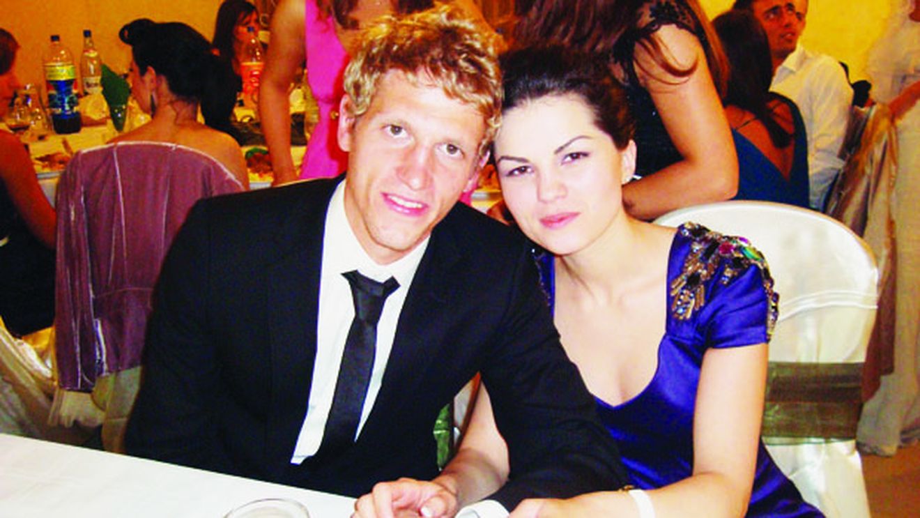 Bichoni din toate țările, îmbrăcați-vă!