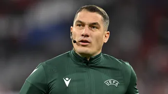 Istvan Kovacs ia bani cu lopata: venitul său din arbitraj depășește salariul președintelui țării!
