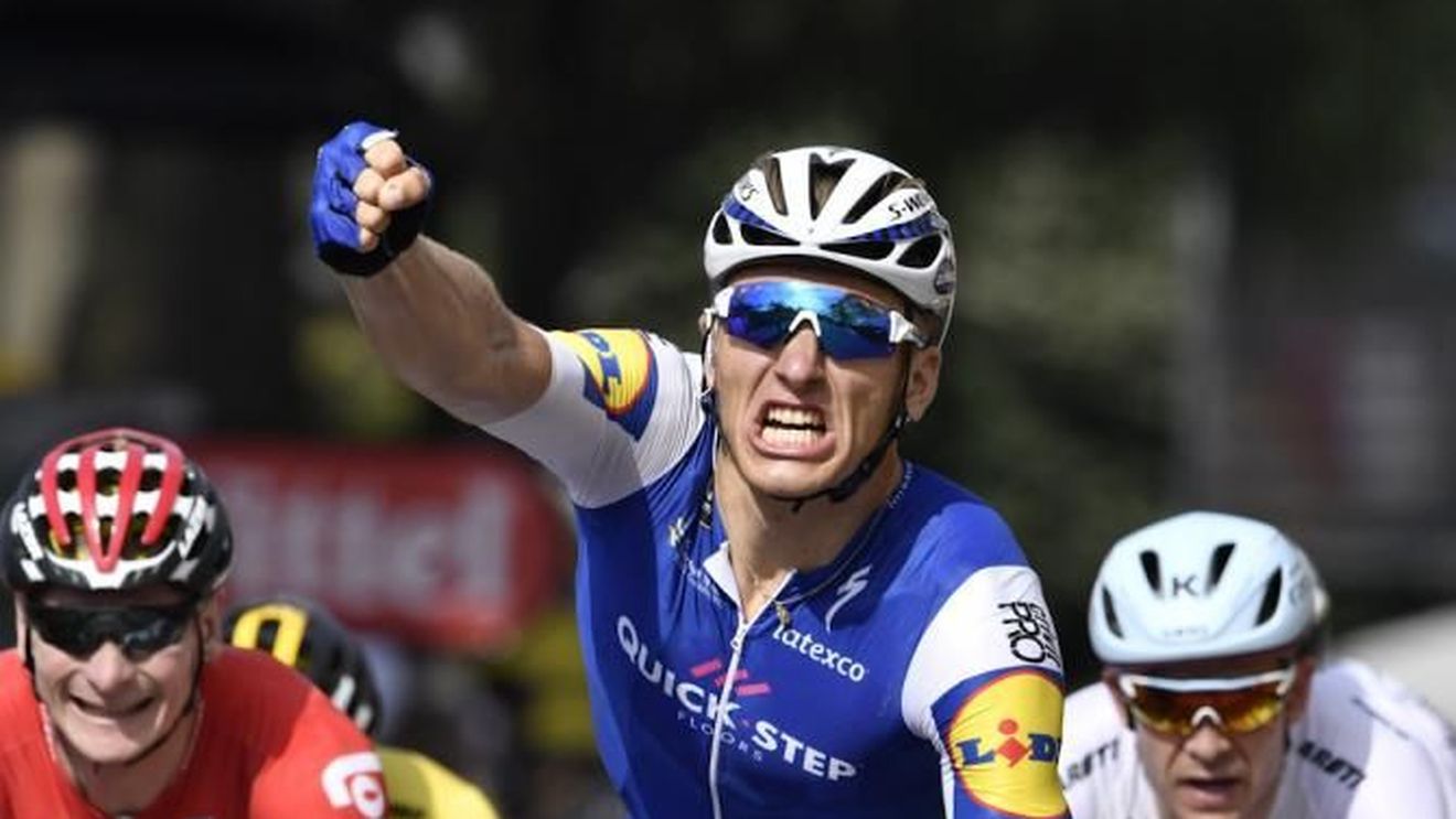 Săptămâna lui Kittel! Germanul a câștigat la fotofiniș etapa a șaptea din Turul Franței, a făcut "hat-trick-ul" și a preluat și tricoul verde. Chris Froome rămâne în galben