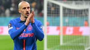 Vlad Chiricheș, OUT de la FCSB. Gigi Becali l-a scos din echipă chiar înainte de meciul cu Lyon