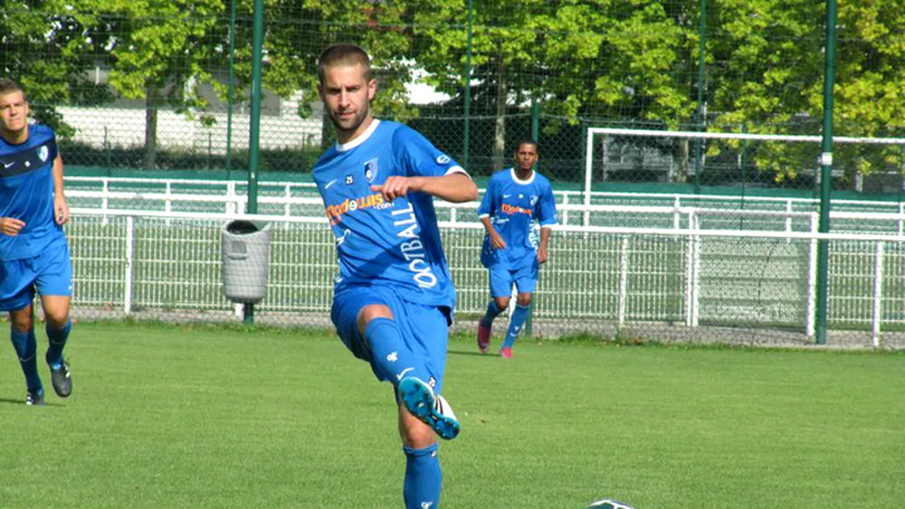 Înlocuitorul lui Dragoș Grigore la Dinamo vine din liga a patra franceză