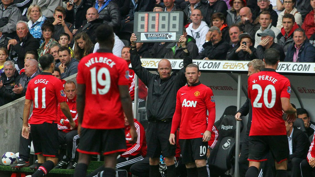 Rooney se cere out de la United în toate felurile! FOTO Fanilor nu le-a venit să creadă ce a făcut la unul dintre goluri