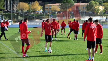 FOTO - Dinamoviștii sunt "storși" de Stoican în Spania. Joi, primul amical