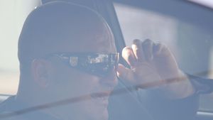 "Penescu m-a avertizat în urmă cu o săptămână că mă vor 'arde' cu 3 miliarde"