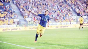 Transh**Umanța!** 15 jucători cu tot cu autocar au plecat de la „U" și au semnat cu Petrolul în această pauză competițională