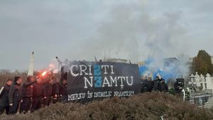 Peluza Sud 97 nu l-a uitat pe Cristi Neamțu. Mesajul celor de la Boys Craiova, Sud Autentic, Puștanii Purisani și Viitorul e aici : „Timpul trece, dar amintirea ta rămâne vie. De 23 de ani în ceruri, dar mereu în inimile noastre!”. SPECIAL