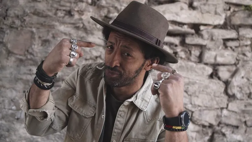 Ce spune Kamara despre faptul că fosta sa soție a făcut videochat. ”Eu nu am condamnat-o nicio secundă”