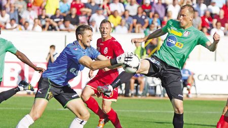 După ce au remizat cu CFR, botoșănenii i-au ironizat pe stranierii clujenilor: "Aduși de pe DVD-uri, promovați excesiv"