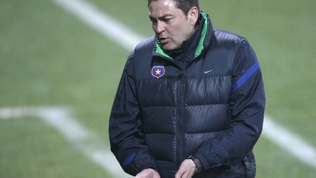 Ilie Stan despre alegerile antrenorilor români, între cluburi cu probleme financiare și liga din Irak: "Trebuie să muncim și noi. E vorba de viața noastră!". Ce-i dorește lui Dorinel Munteanu