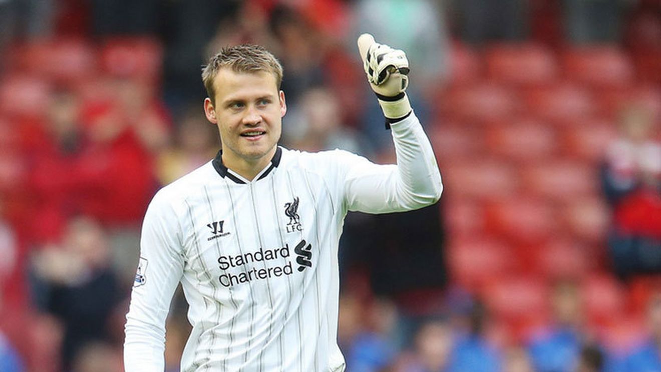 Jamie Carragher: "Mignolet trebuie să fie scos din prima echipă". Ce spune legenda lui Liverpool despre portarul belgian