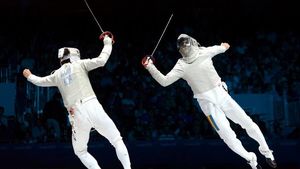 EXCLUSIV | Trei cunoscuți sabreri și antrenorul lor, la un pas de tragedie! Un campion mondial, european și vicecampion olimpic la sabie a văzut moartea cu ochii. "Am intrat într-o căruță nesemnalizată și ne-am făcut praf! Am avut mare noroc"