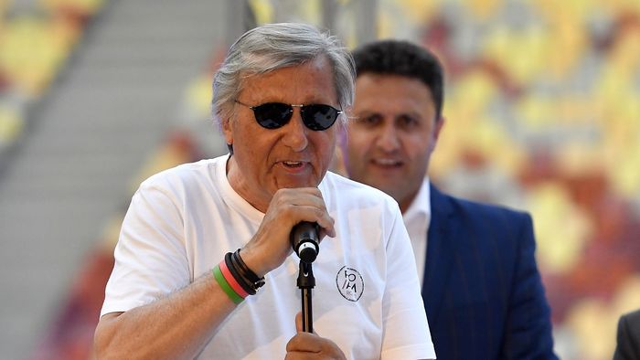 Ilie Năstase, reacție incredibilă despre scandalul în care e implicată Sorana Cîrstea! Va naşte controverse în întreaga lume: "Sorana nu are corp de femeie? Uitați-vă la Serena Williams! Eu nu sunt la ăia care sunt pe invers!" | VIDEO EXCLUSIV ProSport Live
