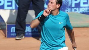 Pavel, eliminat și din proba de dublu la BCR Open!