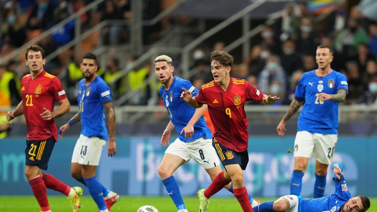 Fotbalist român, lângă Gavi, Moukoko sau Emre Demir! „A fost în probe la Liverpool și Barcelona”