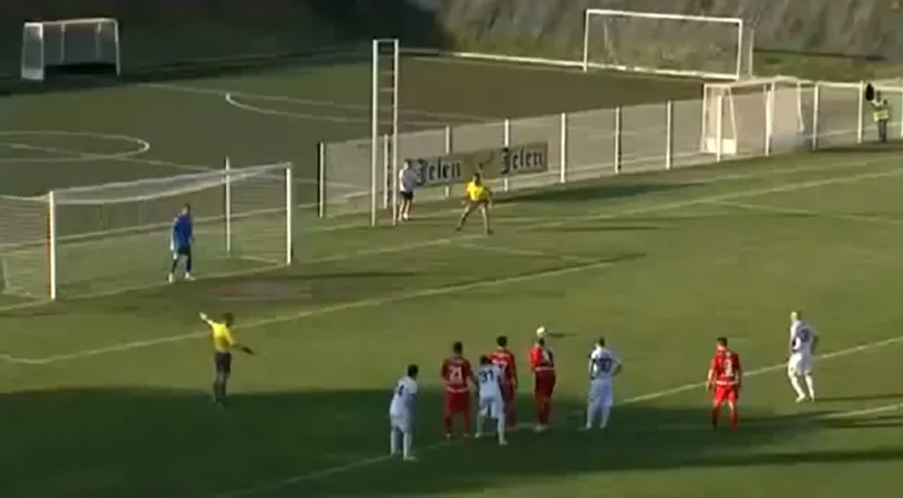 VIDEO | Cel mai prost bătut penalty din istorie