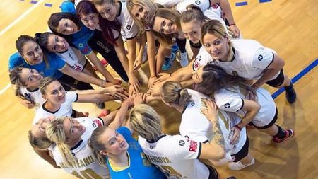 Dunărea Brăila, surclasată de Byasen în Cupa EHF. Cu probleme financiare, reprezentanta României s-a deplasat doar cu 12 jucătoare în Norvegia