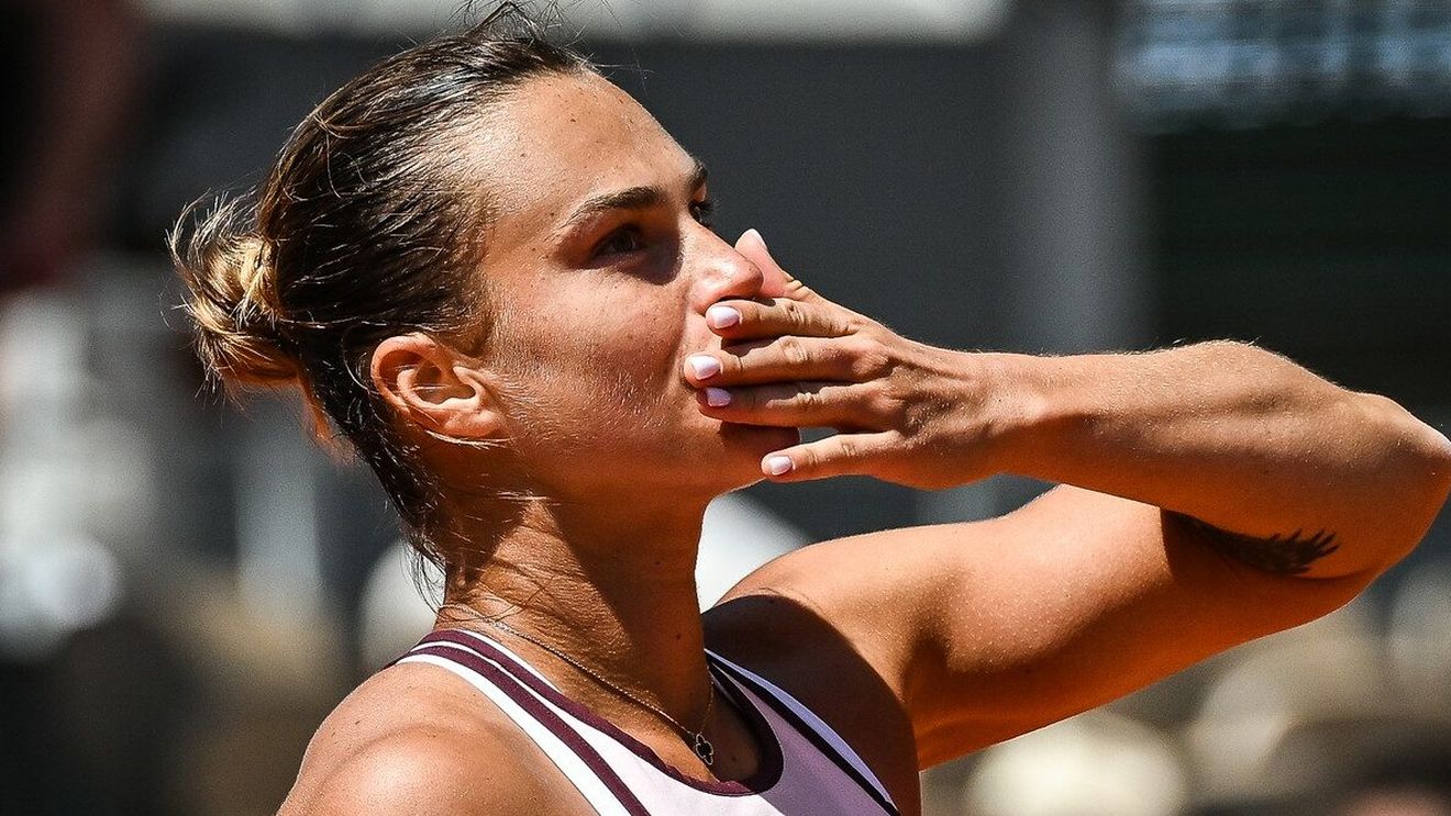 Decizie fără precedent la Roland Garros, după ce Aryna Sabalenka a fost acuzată că susține regimul dictatorial din Belarus! A doua favorită a refuzat să meargă la conferința de presă