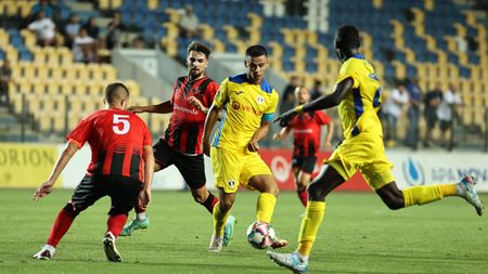 Petrolul - Csikszereda 1-1, în etapa cu numărul 29 din Superliga. Ambele echipe au 29 de puncte și se vor întâlni și în play-out