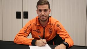 Se reduc salariile și la CFR Cluj? „E normal să ne scadă o lună sau două” + Alex Chipciu consideră că echipa lui Dan Petrescu ar trebui desemnată campionă