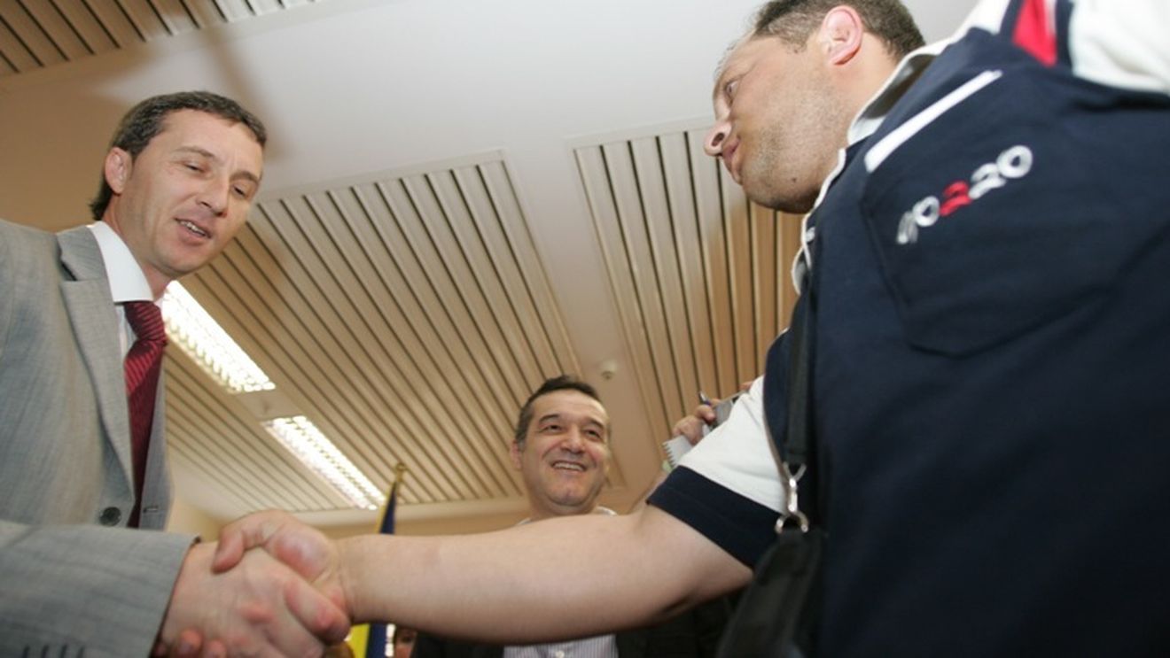 Radu Ion: "N-am mai vorbit cu Mihai Stoica!"** VEZI ce declară fanul bătut de MM în 2005!