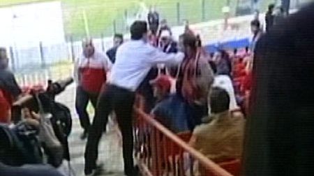 MM, luat la țintă!** "Ne dau lecții de bună purtare moraliști care au bătut spectatori!"