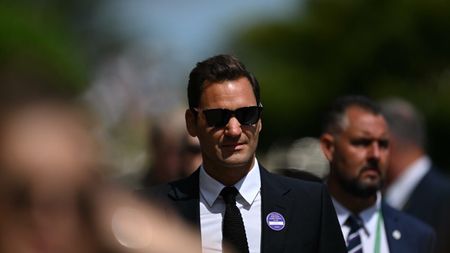 Puțini s-ar fi așteptat la asta! Ce va face Roger Federer după ce a spus adio tenisului: „Business și să cânt la saxofon!"