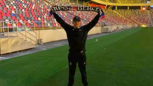 Aroganța maximă! Gheorghe Mustață a intrat pe noul stadion Steaua și s-a pozat cu tribunele: „Bau! Aici va sta Peluza Nord” | FOTO