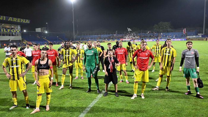 De ce a lipsit portarul titular de la Dinamo. Ce boală a luat