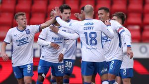 A cerut ca Ianis Hagi să aibă interzis să posteze pe Instagram sau pe orice altă rețea de socializare imediat după meciuri. Anunțul venit din Scoția: vrea suspendarea accesului pentru fotbaliștii lui Rangers, după ce a făcut unul dintre jucătorii lui Clement