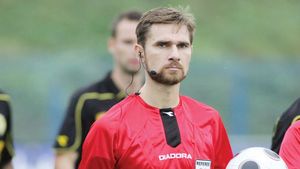 VEZI AICI** cât va câștiga un arbitru pentru un meci condus în Liga 1!