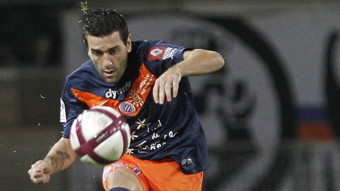 Cyril Jeunechamp, fundașul lui Montpellier,** a lovit în față un jurnalist de la L'Equipe