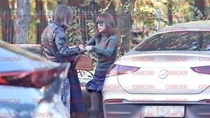 Au apărut noi imagini cu Dan Alexa și Denise Rifai. Ce au făcut cei doi când credeau că nu-i vede nimeni, în interiorul restaurantului